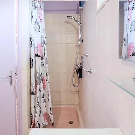 3 Bedroom In Holiday home